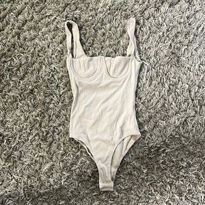 Princess polly KLOYE BODYSUIT BEIGE